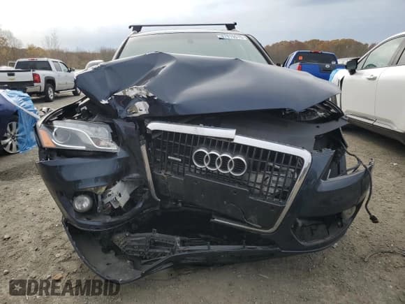 ✅ 2010 Audi Q5 Premium Plus • VIN: WA1LKAFP6AA112311 • Лот: 87015515. Опубликован ранее на Copart с пробегом Не указан. Бесплатный доступ к архиву аукционных продаж из США и подробный отчёт об истории автомобиля на DreamBid. Изображение 5.