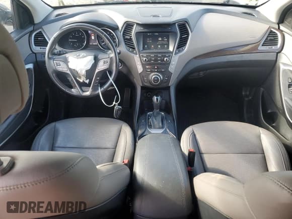 ✅ 2017 Hyundai Santa Fe 2.4L • VIN: 5XYZUDLB9HG437047 • Лот: 80647435. Опубликован ранее на Copart с пробегом 89 997 миль. Бесплатный доступ к архиву аукционных продаж из США и подробный отчёт об истории автомобиля на DreamBid. Изображение 8.