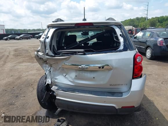 ✅ 2015 Chevrolet Equinox LT • VIN: 2GNFLFEKXF6301736 • Лот: 42997423. Опубликован ранее на IAAI с пробегом 230 738 миль. Бесплатный доступ к архиву аукционных продаж из США и подробный отчёт об истории автомобиля на DreamBid. Изображение 6.