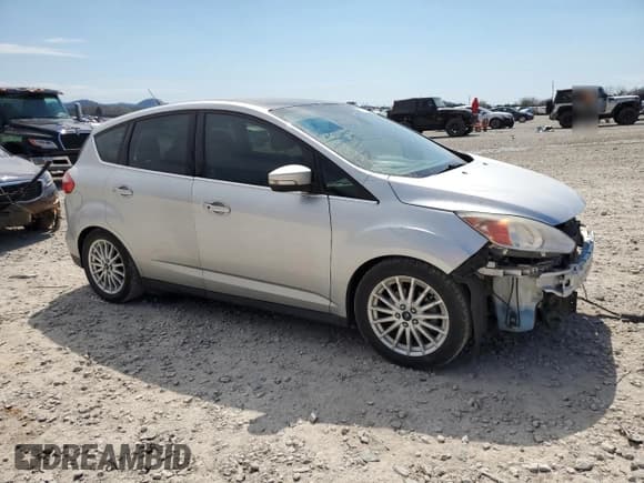 ✅ 2016 Ford C-Max SEL • VIN: 1FADP5BU1GL100438 • Lot: 50769525. Wystawiony na Copart z przebiegiem 124 396 mil. Bezpłatny archiwum sprzedaży aukcyjnych z USA i szczegółowy raport historii pojazdu na DreamBid. Zdjęcie 4.