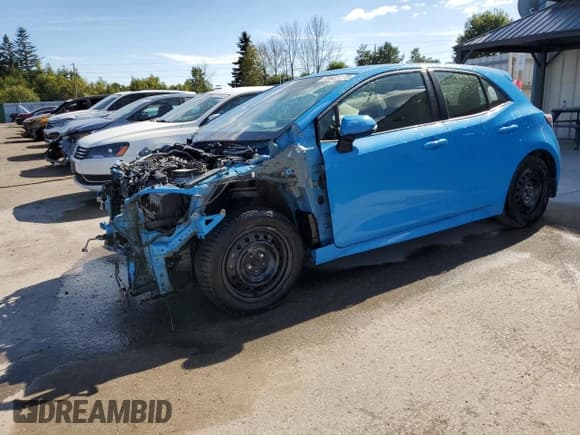 ✅ 2022 Toyota Corolla • VIN: JTNK4MBE9N3165995 • Лот: 70822775. Опубликован ранее на Copart с пробегом 31 938 миль. Бесплатный доступ к архиву аукционных продаж из США и подробный отчёт об истории автомобиля на DreamBid. Изображение 1.
