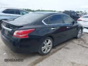 ✅ 2013 Nissan Altima SL • VIN: 1N4BL3AP4DC105003 • Lot: 43016744. Wystawiony na IAAI z przebiegiem 113 524 mil. Bezpłatny archiwum sprzedaży aukcyjnych z USA i szczegółowy raport historii pojazdu na DreamBid. Zdjęcie 4.