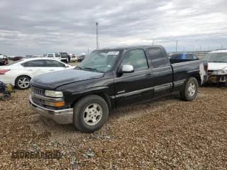 ✅ 2000 Chevrolet Silverado 1500 LS • VIN: 2GCEC19T8Y1282078 • Lot: 89900915. Listed on Copart with 306,641 mi. Free auction sales archive from the USA and detailed vehicle history report at DreamBid. Image 1.
