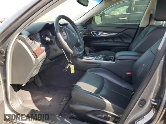 ✅ 2016 Infiniti Q70 • VIN: JN1BY1PP6GM630119 • Lot: 65807185. Listed on Copart with Not provided. Free auction sales archive from the USA and detailed vehicle history report at DreamBid. Image 7.