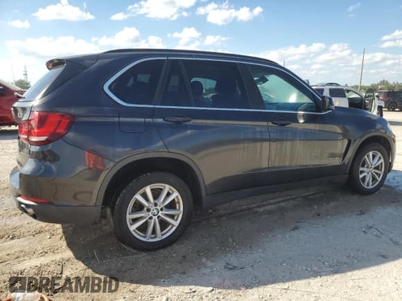 ✅ 2015 BMW X5 sDrive35i • VIN: 5UXKR2C59F0H40321 • Lot: 93063335. Wystawiony na Copart z przebiegiem 152 103 mil. Bezpłatny archiwum sprzedaży aukcyjnych z USA i szczegółowy raport historii pojazdu na DreamBid. Zdjęcie 3.