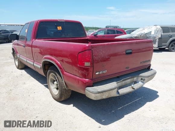 ✅ 2003 Chevrolet S-10 • VIN: 1GCCS19H938132072 • Лот: 42838717. Опубликован ранее на IAAI с пробегом 183 340 миль. Бесплатный доступ к архиву аукционных продаж из США и подробный отчёт об истории автомобиля на DreamBid. Изображение 3.