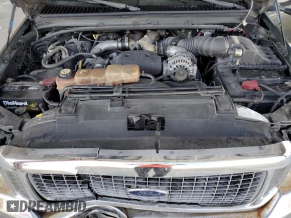 ✅ 2003 Ford Excursion • VIN: 1FMNU44FX3EA92379 • Лот: 53122515. Опубликован ранее на Copart с пробегом 197 749 миль. Бесплатный доступ к архиву аукционных продаж из США и подробный отчёт об истории автомобиля на DreamBid. Изображение 12.