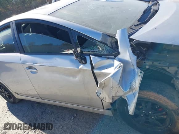 ✅ 2012 Toyota Prius Two • VIN: JTDKN3DU8C1599334 • Lot: 43672298. Wystawiony na IAAI z przebiegiem 232 675 mil. Bezpłatny archiwum sprzedaży aukcyjnych z USA i szczegółowy raport historii pojazdu na DreamBid. Zdjęcie 19.