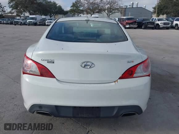 2011 Hyundai Genesis Coupe Premium с VIN KMHHT6KD2BU064626, выставлен на аукционе IAAI как лот 41531773 с пробегом 114 502 миль миль и . История ставок и продаж доступна на DreamBid. Изображение 17.