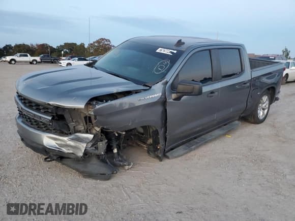 ✅ 2020 Chevrolet Silverado 1500 Custom • VIN: 3GCPWBEK7LG374754 • Lot: 83078394. Wystawiony na Copart z przebiegiem 100 469 mil. Bezpłatny archiwum sprzedaży aukcyjnych z USA i szczegółowy raport historii pojazdu na DreamBid. Zdjęcie 1.
