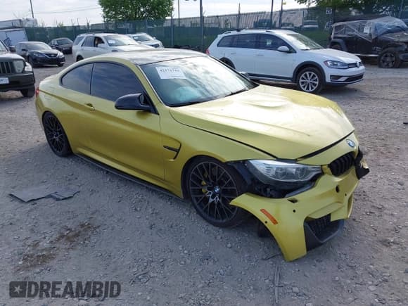 ✅ 2015 BMW M4 • VIN: WBS3R9C57FK330156 • Lot: 42171743. Listed on IAAI with 81,310 mi. Free auction sales archive from the USA and detailed vehicle history report at DreamBid. Image 1.