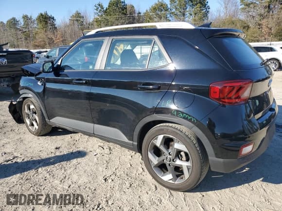 ✅ 2021 Hyundai Venue SEL • VIN: KMHRC8A35MU127570 • Lot: 89180275. Listed on Copart with 35,938 mi. Free auction sales archive from the USA and detailed vehicle history report at DreamBid. Image 2.