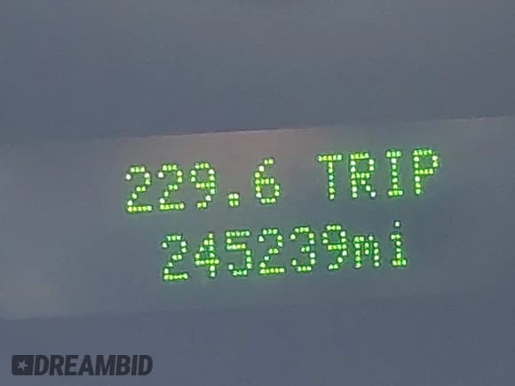 ✅ 2005 Ford Mustang GT Deluxe • VIN: 1ZVHT82H255233669 • Лот: 43479285. Опубликован ранее на IAAI с пробегом 245 239 миль. Бесплатный доступ к архиву аукционных продаж из США и подробный отчёт об истории автомобиля на DreamBid. Изображение 14.