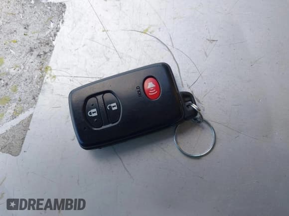 ✅ 2011 Toyota Prius III • VIN: JTDKN3DU3B5313428 • Лот: 43591678. Опубликован ранее на IAAI с пробегом 151 273 миль. Бесплатный доступ к архиву аукционных продаж из США и подробный отчёт об истории автомобиля на DreamBid. Изображение 11.