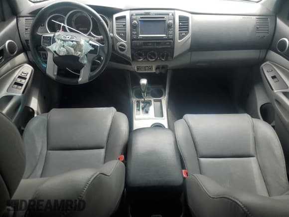 ✅ 2013 Toyota Tacoma • VIN: 3TMLU4EN9DM115034 • Lot: 56173215. Listed on Copart with 278,254 mi. Free auction sales archive from the USA and detailed vehicle history report at DreamBid. Image 8.