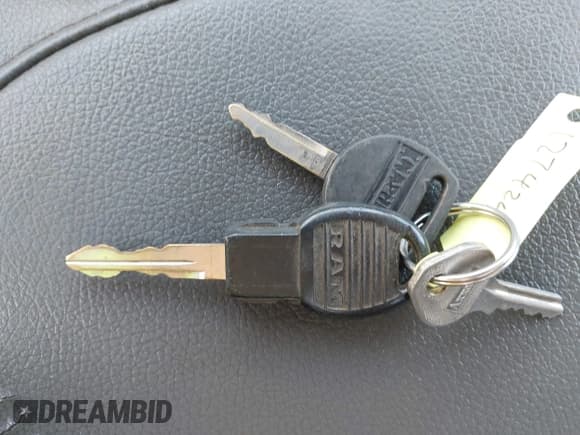 ✅ 2015 Ram 2500 • VIN: 3C7WR5AJ9FG551832 • Lot: 41925860. Listed on IAAI with 170,478 mi. Free auction sales archive from the USA and detailed vehicle history report at DreamBid. Image 11.