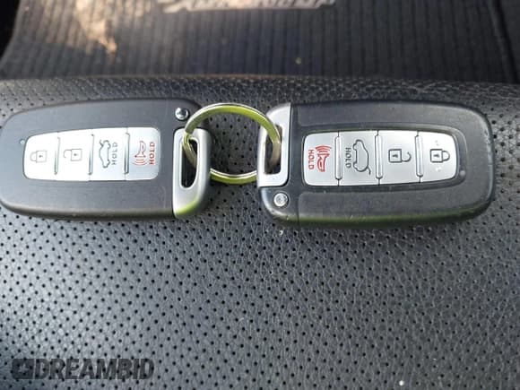 ✅ 2016 Hyundai Veloster Turbo • VIN: KMHTC6AE0GU293981 • Lot: 42354864. Wystawiony na IAAI z przebiegiem 118 691 mil. Bezpłatny archiwum sprzedaży aukcyjnych z USA i szczegółowy raport historii pojazdu na DreamBid. Zdjęcie 11.