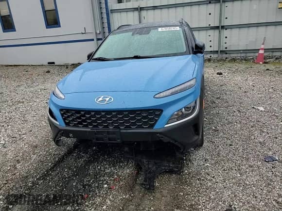 2022 Hyundai Kona SEL z VIN KM8K6CAB5NU889740, wystawiony jako Copart lot #67050245 z przebiegiem 8 507 mil mil oraz Szkoda całkowita • Salvage title. Historia ofert i sprzedaży dostępna na DreamBid. Obrazek 14.