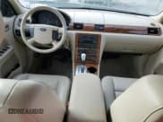 ✅ 2006 Ford Five Hundred SEL • VIN: 1FAFP24106G138003 • Lot: 84402315. Listed on Copart with 119,802 mi. Free auction sales archive from the USA and detailed vehicle history report at DreamBid. Image 8.