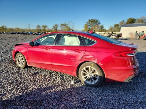✅ 2020 Ford Fusion SE • VIN: 3FA6P0LU6LR162665 • Lot: 89538515. Listed on Copart with 167,961 mi. Free auction sales archive from the USA and detailed vehicle history report at DreamBid. Image 2.
