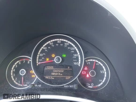 ✅ 2013 Volkswagen Beetle 2.5L • VIN: 3VW5P7AT0DM812482 • Lot: 42103987. Listed on IAAI with 105,513 mi. Free auction sales archive from the USA and detailed vehicle history report at DreamBid. Image 7.