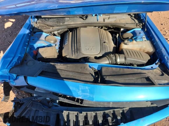 ✅ 2023 Dodge Challenger R/T • VIN: 2C3CDZBT0PH655301 • Lot: 90087085. Wystawiony na Copart z przebiegiem 24 053 mil. Bezpłatny archiwum sprzedaży aukcyjnych z USA i szczegółowy raport historii pojazdu na DreamBid. Zdjęcie 11.