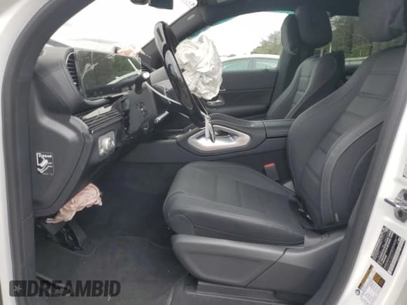 ✅ 2025 Mercedes-Benz GLE 450 • VIN: 4JGFB5KB1SB337912 • Lot: 69584575. Listed on Copart with 266 mi. Free auction sales archive from the USA and detailed vehicle history report at DreamBid. Image 7.