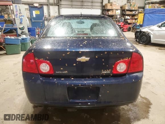 ✅ 2011 Chevrolet Malibu LS • VIN: 1G1ZB5EU3BF342741 • Lot: 56489255. Wystawiony na Copart z przebiegiem 120 066 mil. Bezpłatny archiwum sprzedaży aukcyjnych z USA i szczegółowy raport historii pojazdu na DreamBid. Zdjęcie 6.