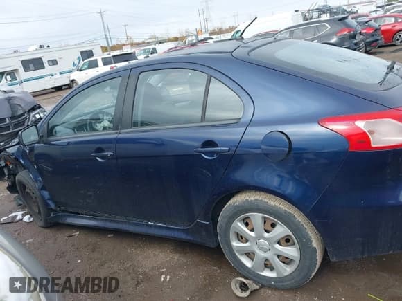 ✅ 2014 Mitsubishi Lancer ES • VIN: JA32X2HU0EU009237 • Lot: 43657354. Listed on IAAI with 169,702 mi. Free auction sales archive from the USA and detailed vehicle history report at DreamBid. Image 14.