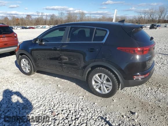 ✅ 2017 Kia Sportage LX • VIN: KNDPMCAC0H7285704 • Лот: 93300305. Опубликован ранее на Copart с пробегом 113 074 миль. Бесплатный доступ к архиву аукционных продаж из США и подробный отчёт об истории автомобиля на DreamBid. Изображение 2.