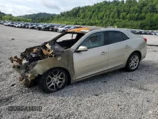 2013 Chevrolet Malibu LT z VIN 1G11C5SA1DF153643, wystawiony jako Copart lot #64082845 z przebiegiem Nie podano mil oraz Nie do naprawy • Non repairable. Historia ofert i sprzedaży dostępna na DreamBid. Obrazek 1.
