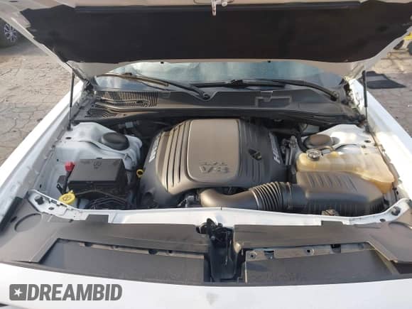 2019 Dodge Challenger R/T z VIN 2C3CDZBT8KH759253, wystawiony jako IAAI lot #43159756 z przebiegiem 92 199 mil mil oraz . Historia ofert i sprzedaży dostępna na DreamBid. Obrazek 10.