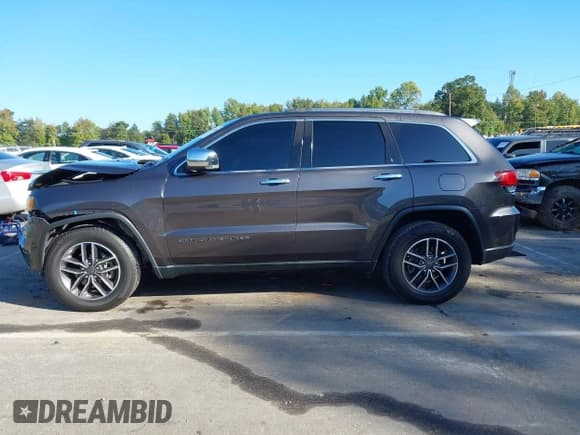 ✅ 2020 Jeep Grand Cherokee Limited • VIN: 1C4RJFBG4LC112322 • Lot: 43352204. Listed on IAAI with 81,215 mi. Free auction sales archive from the USA and detailed vehicle history report at DreamBid. Image 15.