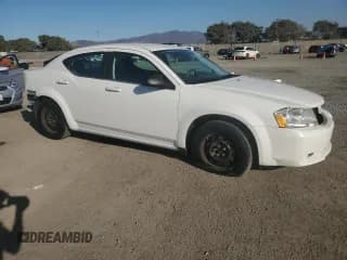 ✅ 2010 Dodge Avenger SXT • VIN: 1B3CC4FB4AN108907 • Лот: 87222814. Опубликован ранее на Copart с пробегом 38 830 миль. Бесплатный доступ к архиву аукционных продаж из США и подробный отчёт об истории автомобиля на DreamBid. Изображение 4.