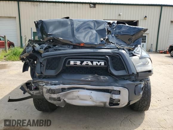 ✅ 2016 Ram 1500 Rebel • VIN: 1C6RR7YT4GS293721 • Lot: 66369995. Listed on Copart with 174,781 mi. Free auction sales archive from the USA and detailed vehicle history report at DreamBid. Image 5.