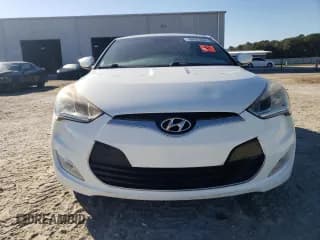 ✅ 2013 Hyundai Veloster w/Gray Int • VIN: KMHTC6AD3DU171621 • Lot: 80663404. Wystawiony na Copart z przebiegiem Nie podano. Bezpłatny archiwum sprzedaży aukcyjnych z USA i szczegółowy raport historii pojazdu na DreamBid. Zdjęcie 5.