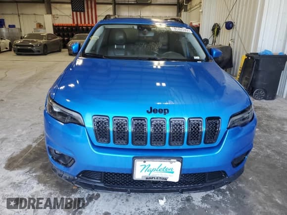 ✅ 2020 Jeep Cherokee Altitude • VIN: 1C4PJMLB7LD609857 • Лот: 83820655. Опубликован ранее на Copart с пробегом 78 290 миль. Бесплатный доступ к архиву аукционных продаж из США и подробный отчёт об истории автомобиля на DreamBid. Изображение 5.
