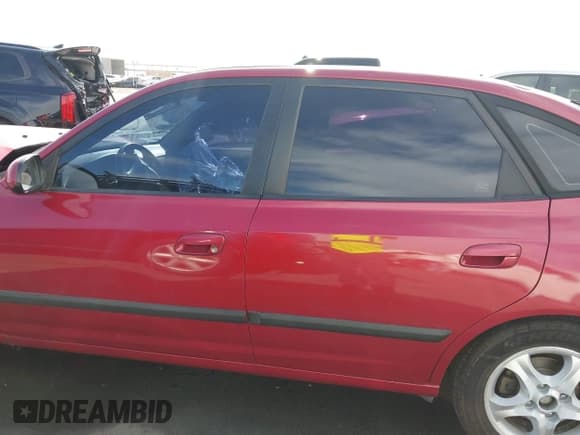 ✅ 2005 Hyundai Elantra GLS • VIN: KMHDN56D95U140327 • Lot: 42349707. Wystawiony na IAAI z przebiegiem 145 621 mil. Bezpłatny archiwum sprzedaży aukcyjnych z USA i szczegółowy raport historii pojazdu na DreamBid. Zdjęcie 14.