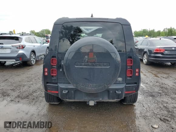 ✅ 2023 Land Rover Defender X-Dynamic SE • VIN: SALE27EU8P2150501 • Lot: 68075004. Wystawiony na Copart z przebiegiem Nie podano. Bezpłatny archiwum sprzedaży aukcyjnych z USA i szczegółowy raport historii pojazdu na DreamBid. Zdjęcie 6.