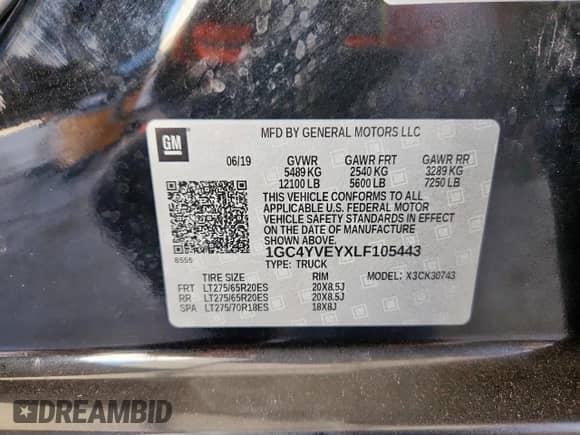 2020 Chevrolet Silverado 3500HD High Country z VIN 1GC4YVEYXLF105443, wystawiony jako Copart lot #91819785 z przebiegiem 76 561 mil mil oraz Szkoda całkowita • Salvage title. Historia ofert i sprzedaży dostępna na DreamBid. Obrazek 12.