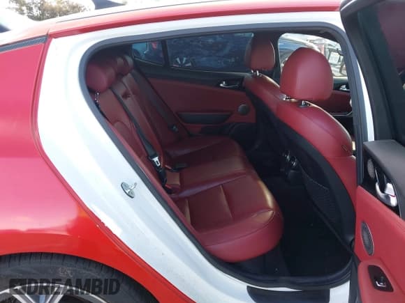 ✅ 2020 Kia Stinger GT-Line • VIN: KNAE15LA6L6081184 • Lot: 41587668. Listed on IAAI with 52,168 mi. Free auction sales archive from the USA and detailed vehicle history report at DreamBid. Image 8.