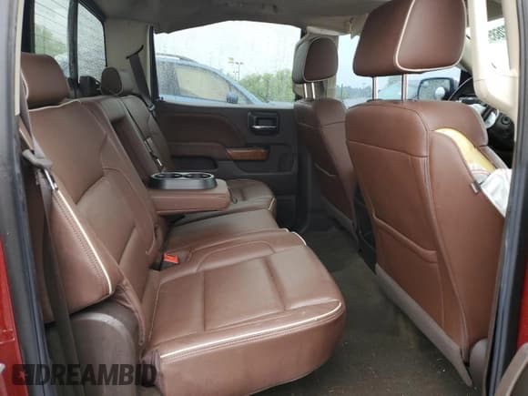 ✅ 2018 Chevrolet Silverado 1500 High Country • VIN: 3GCUKTEC9JG299047 • Лот: 59472685. Опубликован ранее на Copart с пробегом 105 738 миль. Бесплатный доступ к архиву аукционных продаж из США и подробный отчёт об истории автомобиля на DreamBid. Изображение 10.