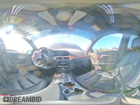 ✅ 2014 Mercedes-Benz C 300 Sport • VIN: WDDGF8AB8EA928027 • Lot: 90296015. Listed on Copart with 134,015 mi. Free auction sales archive from the USA and detailed vehicle history report at DreamBid. Image 14.