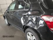 ✅ 2020 Chevrolet Trax LT • VIN: KL7CJPSB6LB079634 • Lot: 43041981. Wystawiony na IAAI z przebiegiem 51 318 mil. Bezpłatny archiwum sprzedaży aukcyjnych z USA i szczegółowy raport historii pojazdu na DreamBid. Zdjęcie 18.