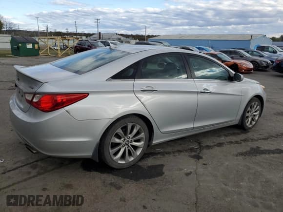 ✅ 2012 Hyundai Sonata Limited • VIN: 5NPEC4AB0CH436472 • Lot: 75809154. Listed on Copart with 68,293 mi. Free auction sales archive from the USA and detailed vehicle history report at DreamBid. Image 3.