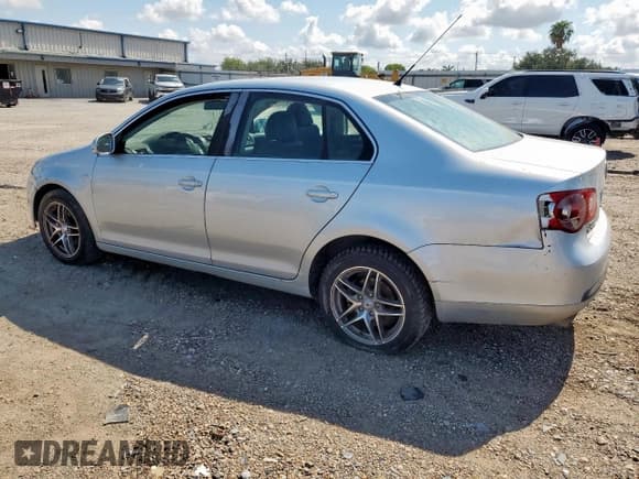 ✅ 2007 Volkswagen Jetta Wolfsburg Edition • VIN: 3VWEF81K87M079442 • Лот: 69657055. Опубликован ранее на Copart с пробегом 219 221 миль. Бесплатный доступ к архиву аукционных продаж из США и подробный отчёт об истории автомобиля на DreamBid. Изображение 2.