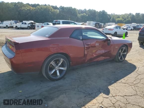 ✅ 2014 Dodge Challenger R/T 100th Anniversary Appearance • VIN: 2C3CDYBT5EH310904 • Lot: 74593614. Wystawiony na Copart z przebiegiem 108 505 mil. Bezpłatny archiwum sprzedaży aukcyjnych z USA i szczegółowy raport historii pojazdu na DreamBid. Zdjęcie 3.