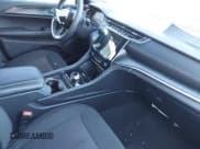 ✅ 2025 Jeep Grand Cherokee Laredo X • VIN: 1C4RJJAG0S8637318 • Лот: 42971879. Опубликован ранее на IAAI с пробегом 4 891 миль. Бесплатный доступ к архиву аукционных продаж из США и подробный отчёт об истории автомобиля на DreamBid. Изображение 5.