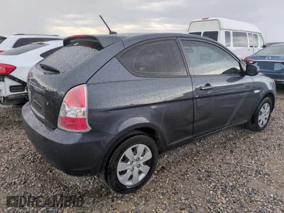✅ 2011 Hyundai Accent GS • VIN: KMHCM3AC7BU191337 • Лот: 63441795. Опубликован ранее на Copart с пробегом 129 714 миль. Бесплатный доступ к архиву аукционных продаж из США и подробный отчёт об истории автомобиля на DreamBid. Изображение 3.
