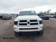 ✅ 2017 Ram 2500 Laramie • VIN: 3C6UR5FL7HG749723 • Lot: 41523969. Wystawiony na IAAI z przebiegiem 133 622 mil. Bezpłatny archiwum sprzedaży aukcyjnych z USA i szczegółowy raport historii pojazdu na DreamBid. Zdjęcie 12.